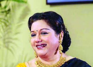 কবরীর বাসায় চুরি, কেয়ারটেকার, গাড়ি চালক ও বুয়া গ্রেফতার