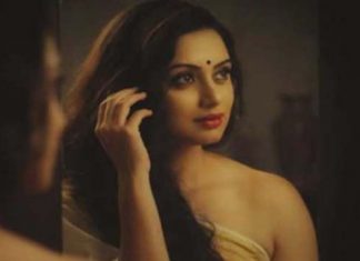 প্রযোজক কম্প্রোমাইজ করতে বলেছিল : শ্রুতি