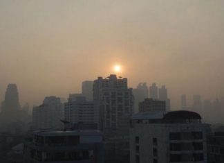 বায়ু দূষণে বন্ধ ব্যাংককের ৪ শতাধিক স্কুল