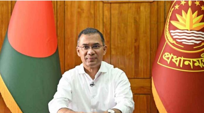 গণতন্ত্রকে প্রাতিষ্ঠানিক রূপ দেওয়ার লক্ষ্যে সরকার কাজ করে যাচ্ছে: প্রধানমন্ত্রী