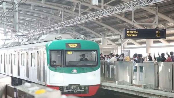 বাড়ছে মেট্রোরেল চলাচলের সময়