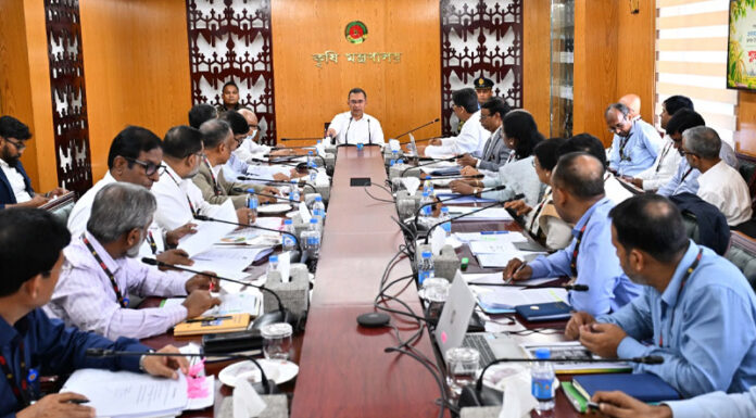 কৃষিতে উৎপাদন বাড়ানোর নির্দেশ প্রধানমন্ত্রীর